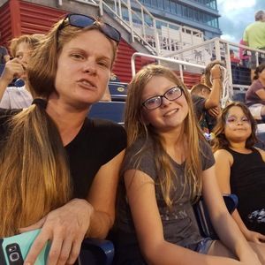 Meet your Posher, Dawn